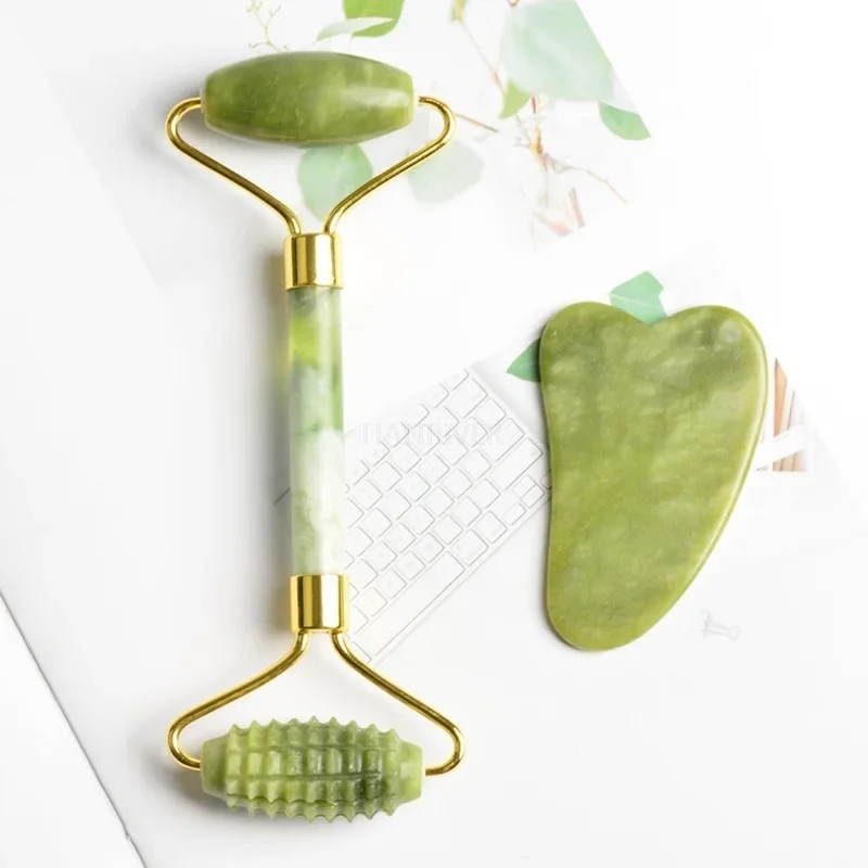 フェイシャルジェイドマッサージローラーセット、かっさボード、 - Jade Roller Gua Sha のレビューと価格