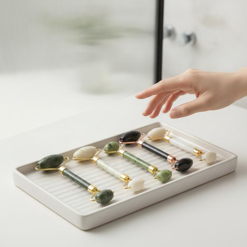 1/2個 天然翡翠ローラー グアシャストーン マッサージャー - Jade Roller Gua Sha のレビューと価格