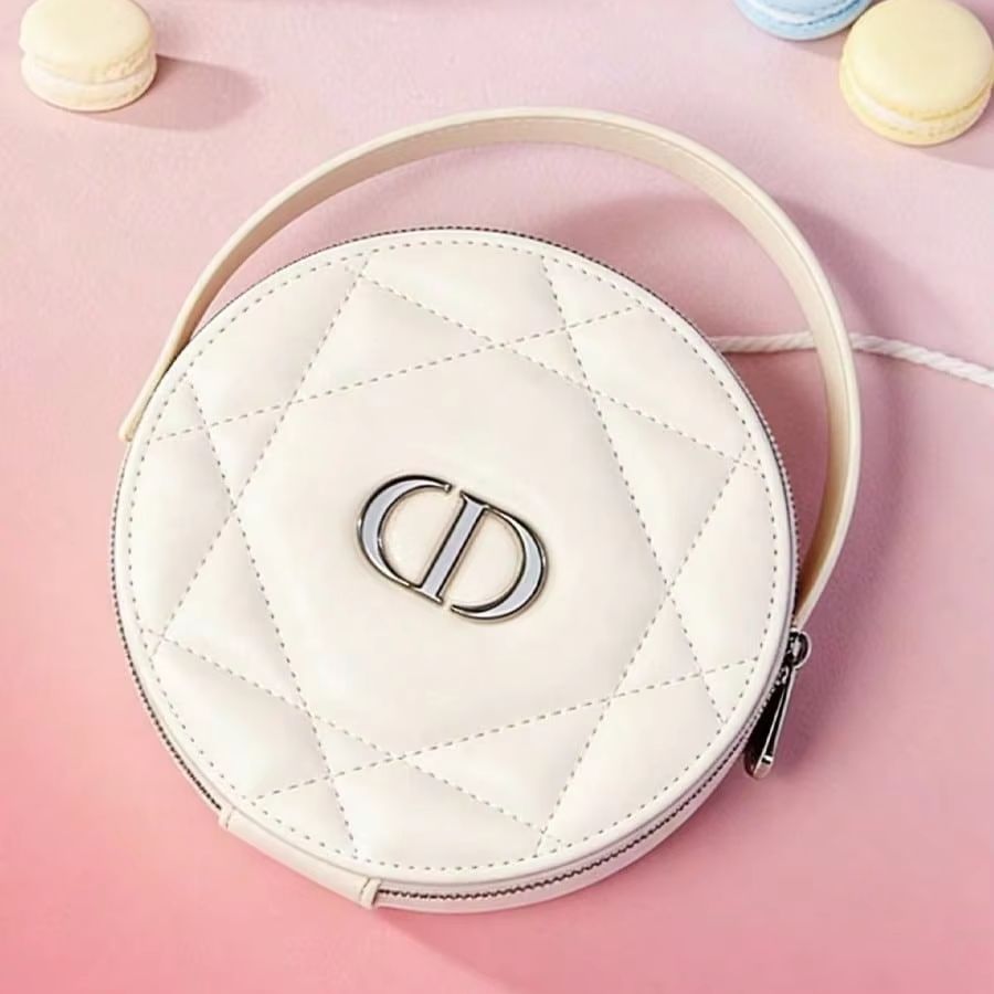 クリスチャン・ディオール ディオールのバッグ 高級アプリコッ - Beauty Makeup Dior のレビューと価格